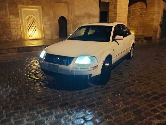 Volkswagen Passat 2003, 345,000 km - 1.8 л - Bakı