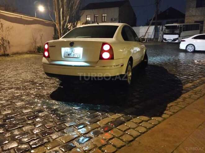 Volkswagen Passat 2003, 345,000 km - 1.8 л - Bakı
