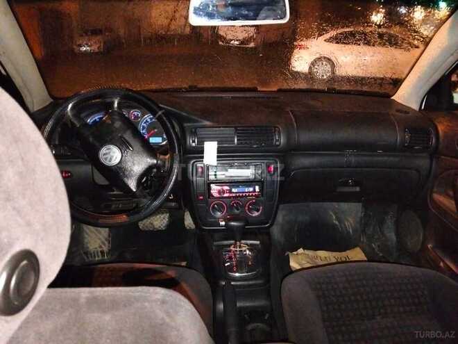 Volkswagen Passat 2003, 345,000 km - 1.8 л - Bakı