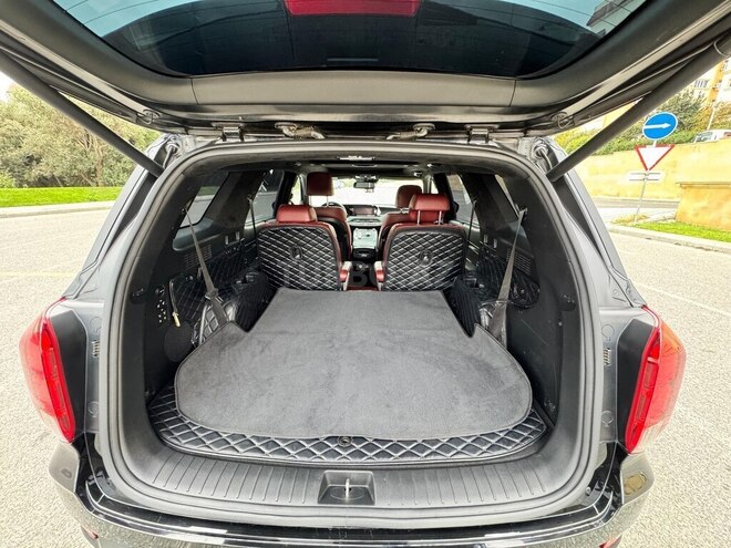 Hyundai Palisade-12
