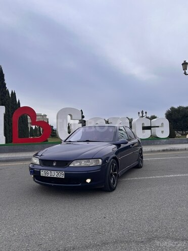 Opel Vectra 1999, 400,000 km - 1.6 l - Gəncə