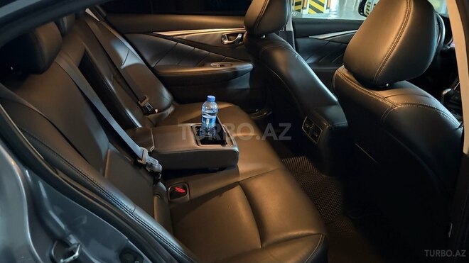 Infiniti Q50-5