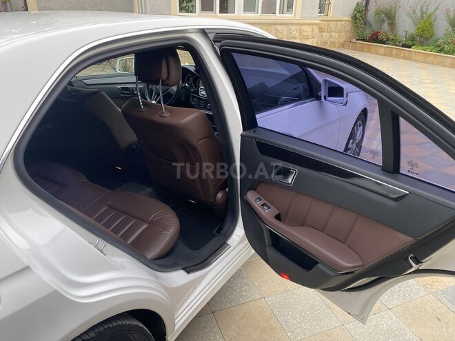 Mercedes E 250 2015, 199,566 km - 2.1 л - Bakı