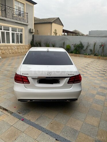 Mercedes E 250 2015, 199,566 km - 2.1 л - Bakı