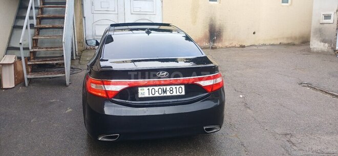 Hyundai Azera-9