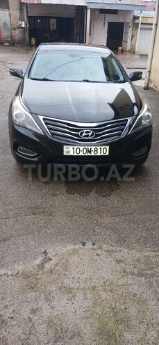 Hyundai Azera-10