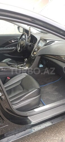 Hyundai Azera-12