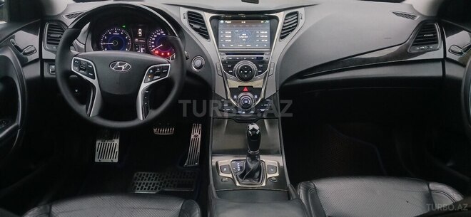 Hyundai Azera-16