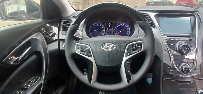 Hyundai Azera-18