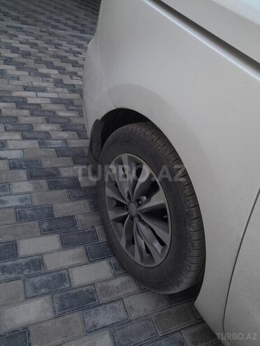 Kia Carnival 2016, 200,000 km - 2.2 l - Bakı