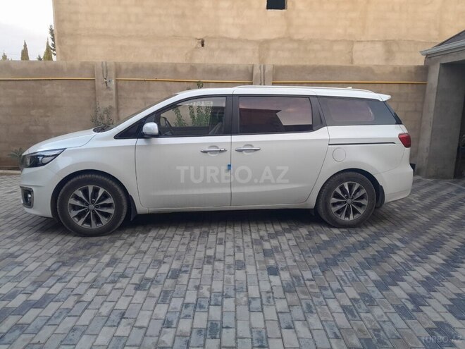 Kia Carnival 2016, 200,000 km - 2.2 l - Bakı