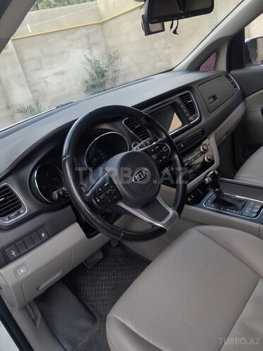 Kia Carnival 2016, 200,000 km - 2.2 l - Bakı