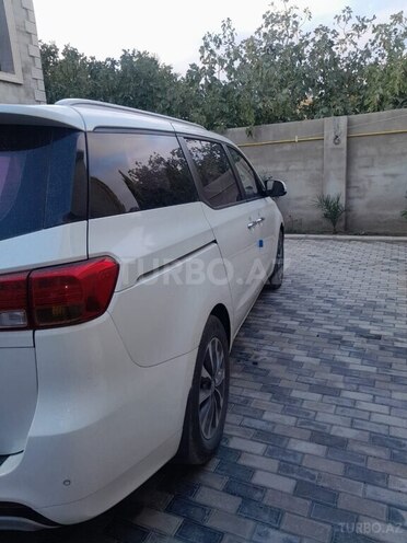 Kia Carnival 2016, 200,000 km - 2.2 l - Bakı