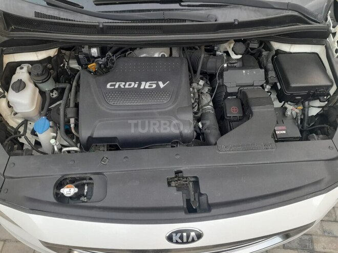 Kia Carnival 2016, 200,000 km - 2.2 l - Bakı