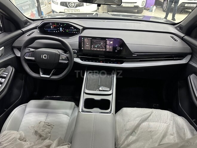 Changan Qiyuan Q05-6