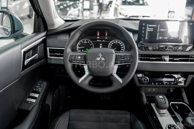 Mitsubishi Outlander 2026, 0 km - 2.5 l - Bakı