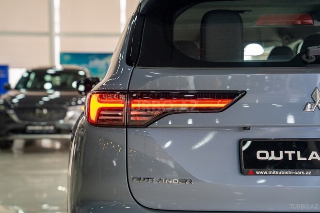 Mitsubishi Outlander 2026, 0 km - 2.5 l - Bakı