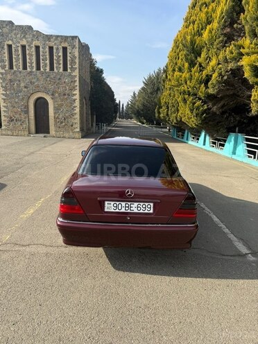 Mercedes C 180 1998, 352,680 km - 1.8 l - Qazax