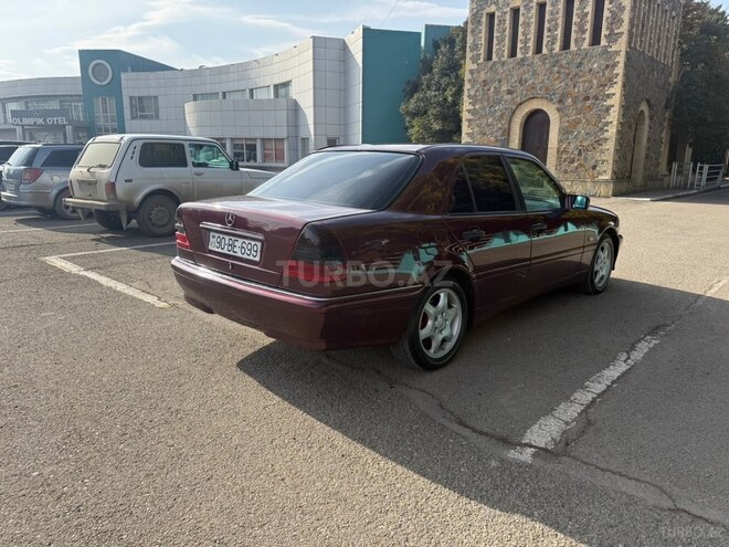Mercedes C 180 1998, 352,680 km - 1.8 l - Qazax