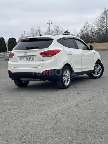 Hyundai ix35-6