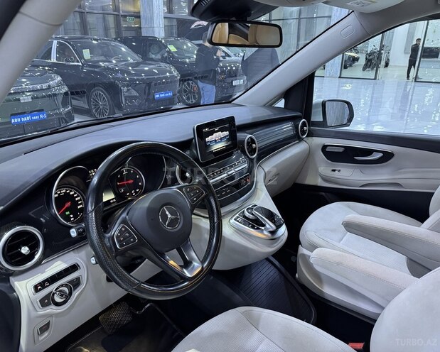 Mercedes V 250 2015, 111,200 km - 2.0 л - Bakı