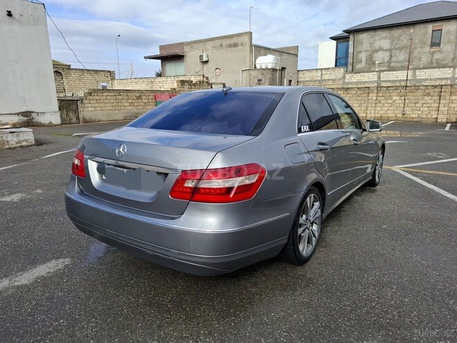 Mercedes E 220 2010, 358,000 km - 2.1 l - Bakı