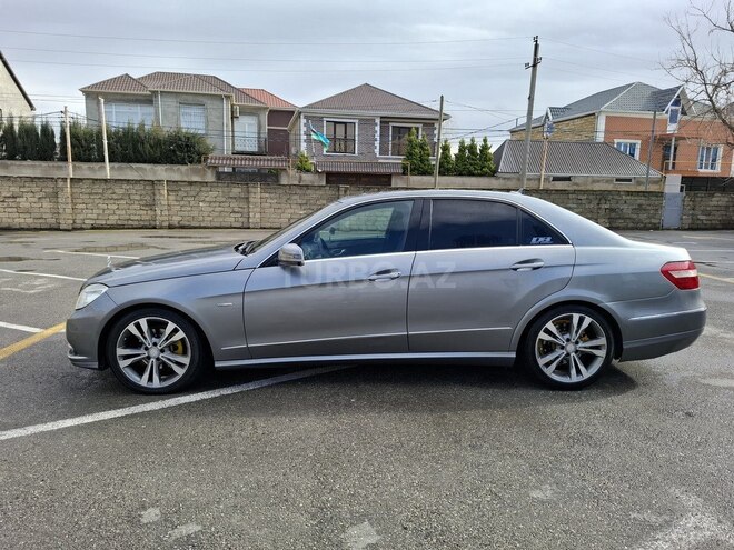 Mercedes E 220 2010, 358,000 km - 2.1 l - Bakı