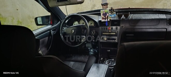 Mercedes C 200-10