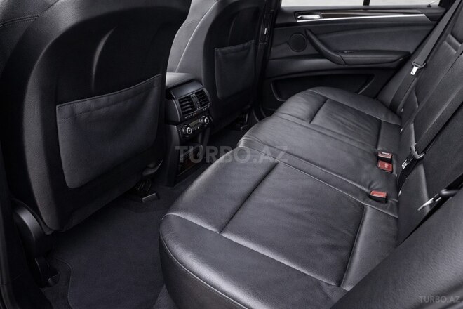 BMW X5-8