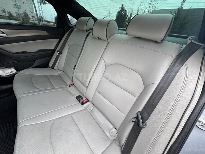Hyundai Sonata 2016, 156,106 km - 2.0 l - Salyan
