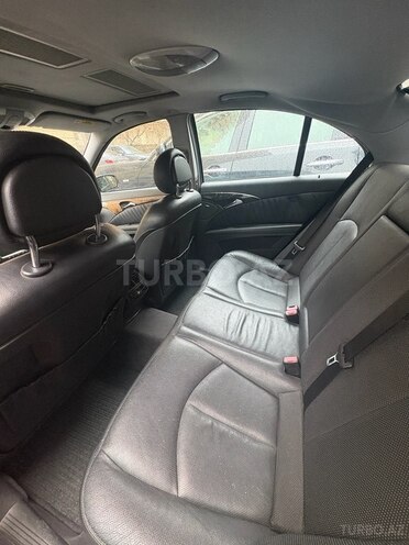 Mercedes E 320 2004, 259,000 km - 3.2 l - Bakı