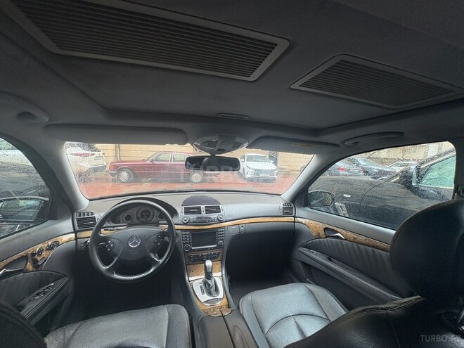 Mercedes E 320 2004, 259,000 km - 3.2 l - Bakı