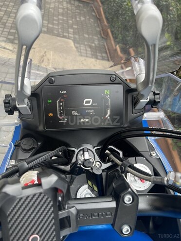 CFMOTO 650 MT-2