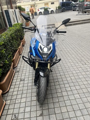 CFMOTO 650 MT-3