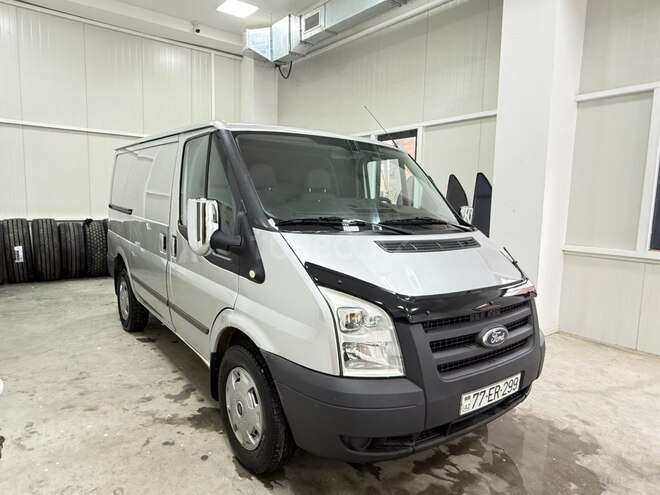Ford Transit 2007, 250,000 km - 2.4 л - Xudat