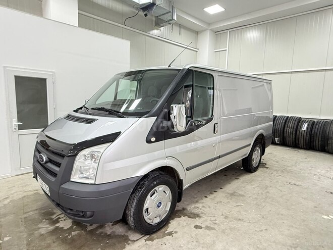 Ford Transit 2007, 250,000 km - 2.4 л - Xudat