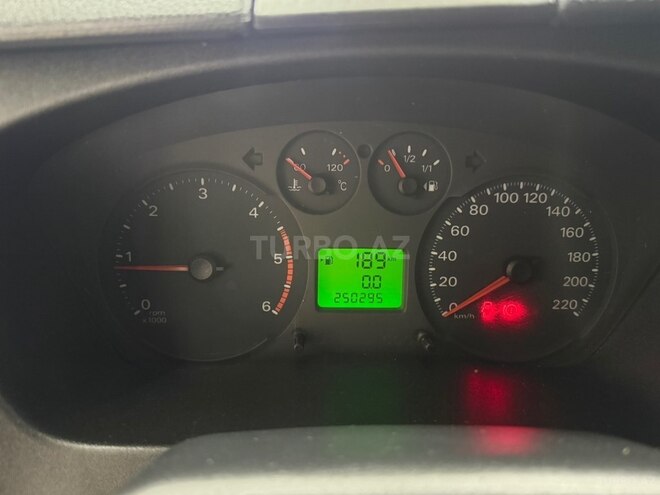 Ford Transit 2007, 250,000 km - 2.4 л - Xudat