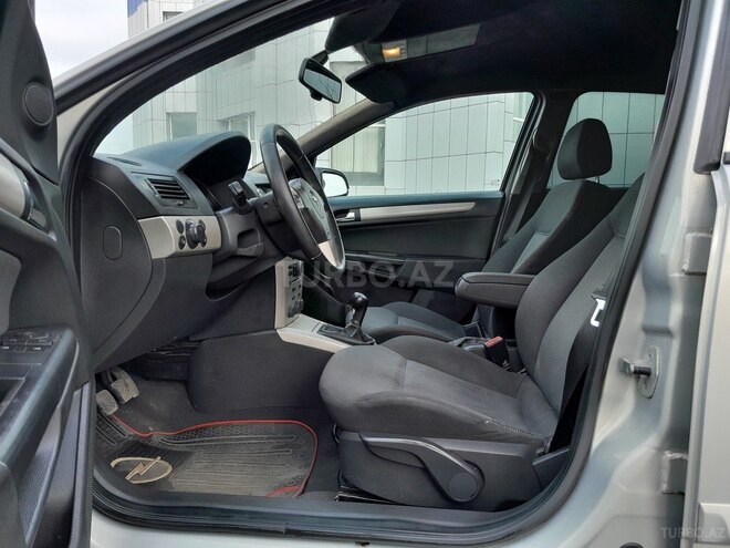 Opel Astra 2007, 390,000 km - 1.3 l - Saatlı