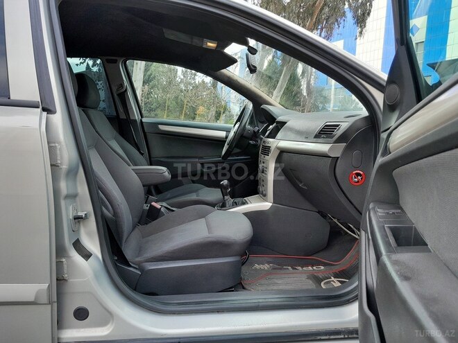 Opel Astra 2007, 390,000 km - 1.3 l - Saatlı