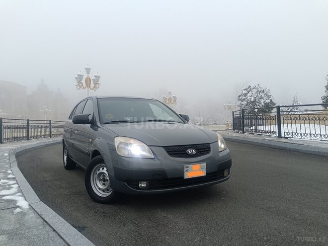 Kia Rio 2005, 404,000 km - 1.5 l - Qəbələ