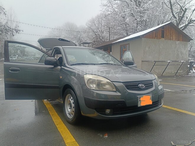 Kia Rio 2005, 404,000 km - 1.5 l - Qəbələ