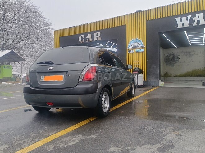 Kia Rio 2005, 404,000 km - 1.5 l - Qəbələ