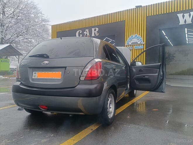 Kia Rio 2005, 404,000 km - 1.5 l - Qəbələ