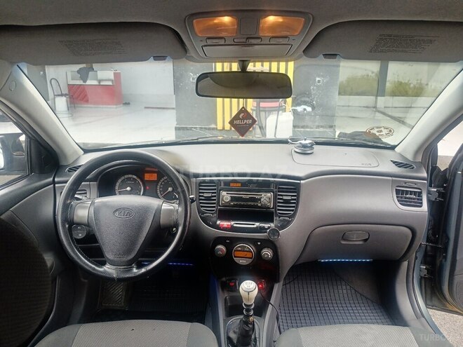 Kia Rio 2005, 404,000 km - 1.5 l - Qəbələ