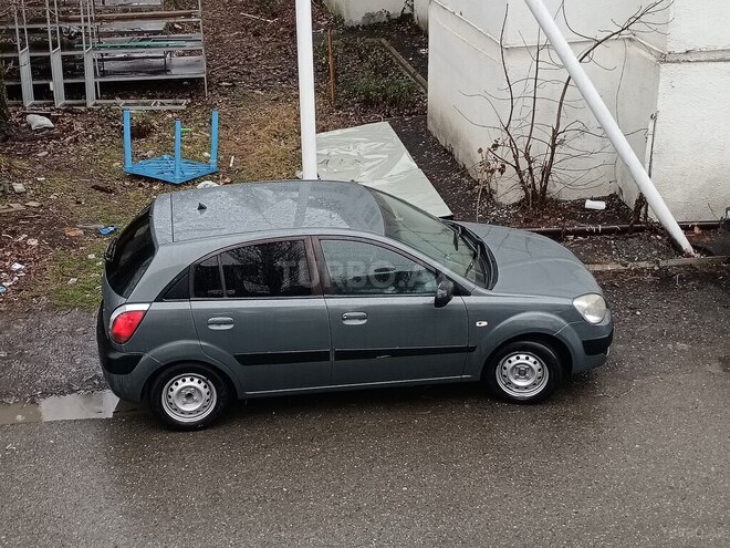 Kia Rio 2005, 404,000 km - 1.5 l - Qəbələ