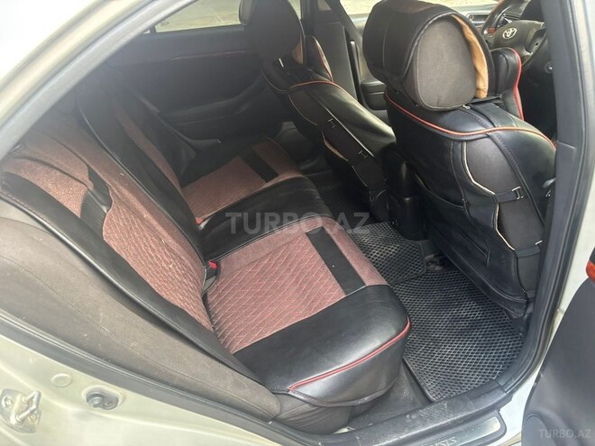 Toyota Avensis 2004, 360,000 km - 1.8 l - Bakı