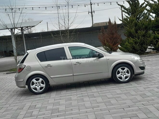 Opel Astra 2007, 390,000 km - 1.3 l - Saatlı