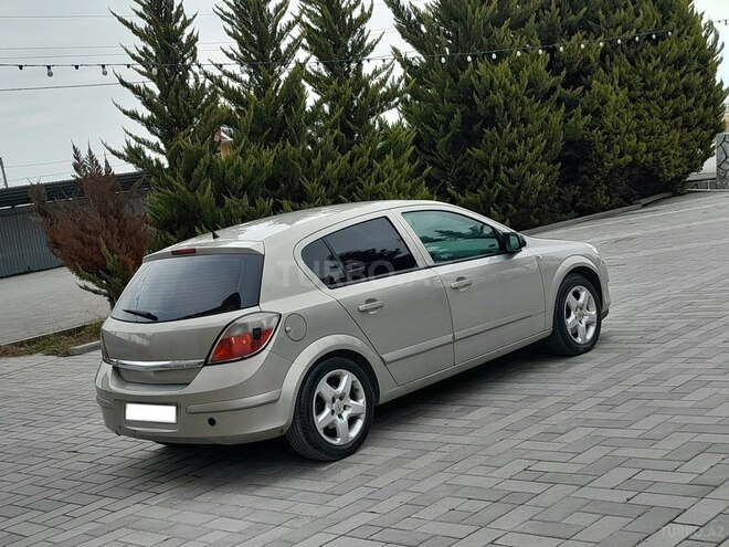 Opel Astra 2007, 390,000 km - 1.3 l - Saatlı