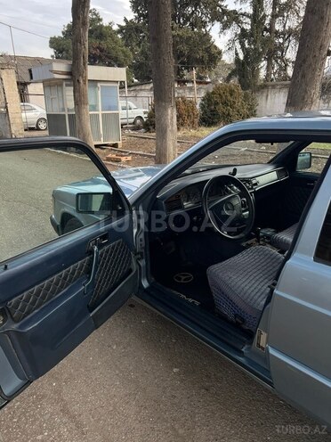 Mercedes 190 1989, 154,340 km - 2.0 l - Qazax