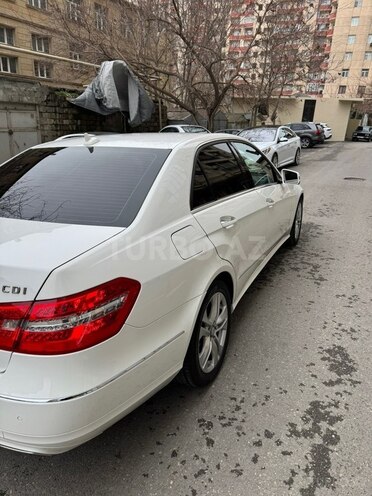 Mercedes E 220 2012, 232,000 km - 2.1 l - Bakı